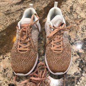 APL sneaker